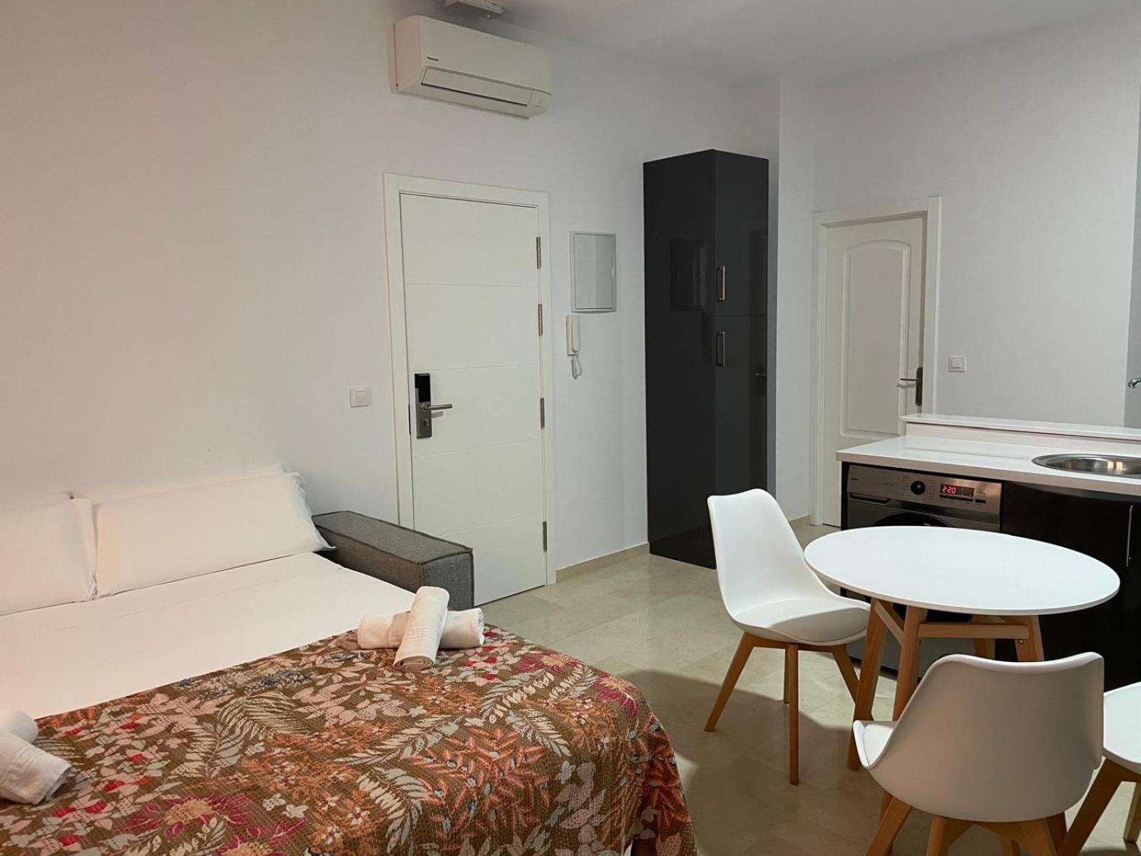 Apartamentos La Pila Del Pato Seville Luaran gambar